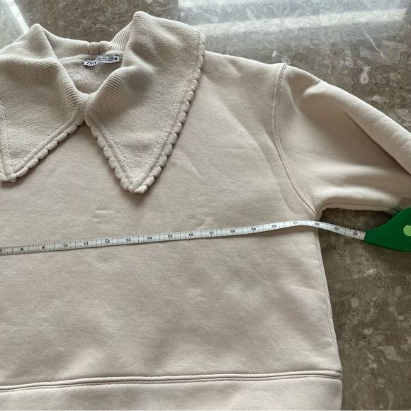 Zara long sleeve cream color top with scalloped color size small - Picture 6 of 9